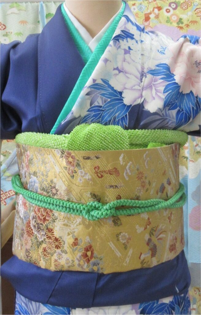 昔の振袖のコーディネート