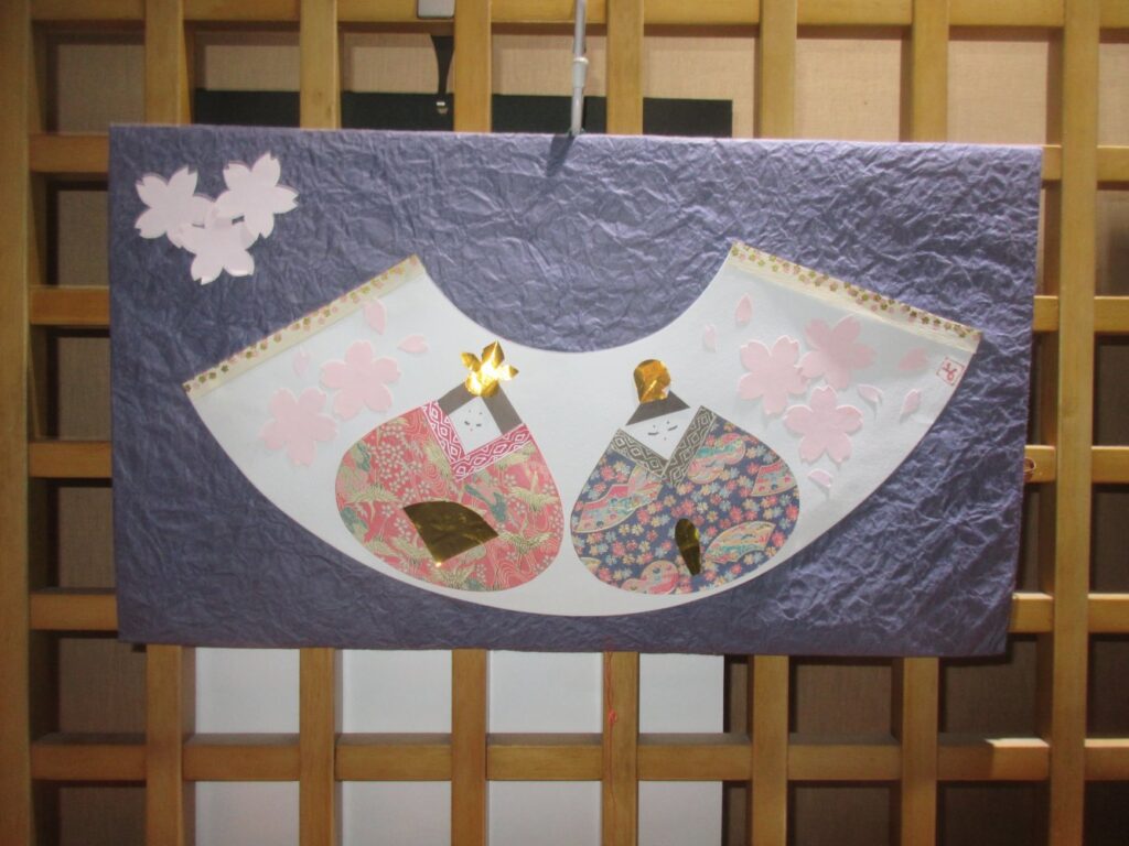 お客様に頂いた和紙のお雛様